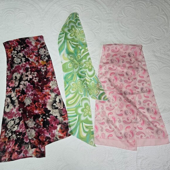 Sarah Coventry Pink Paisley Scarf ~ Unmarked Vintage 60s Green Hippie Flowers - Picture 1 of 9